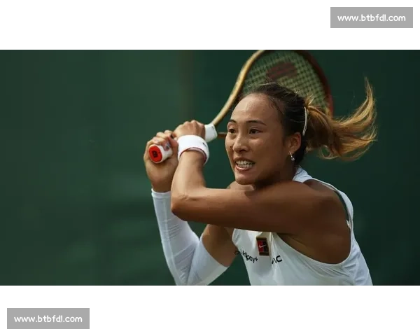 温网直击：郑钦文激战三盘憾负西尼亚科娃 高清大图速递